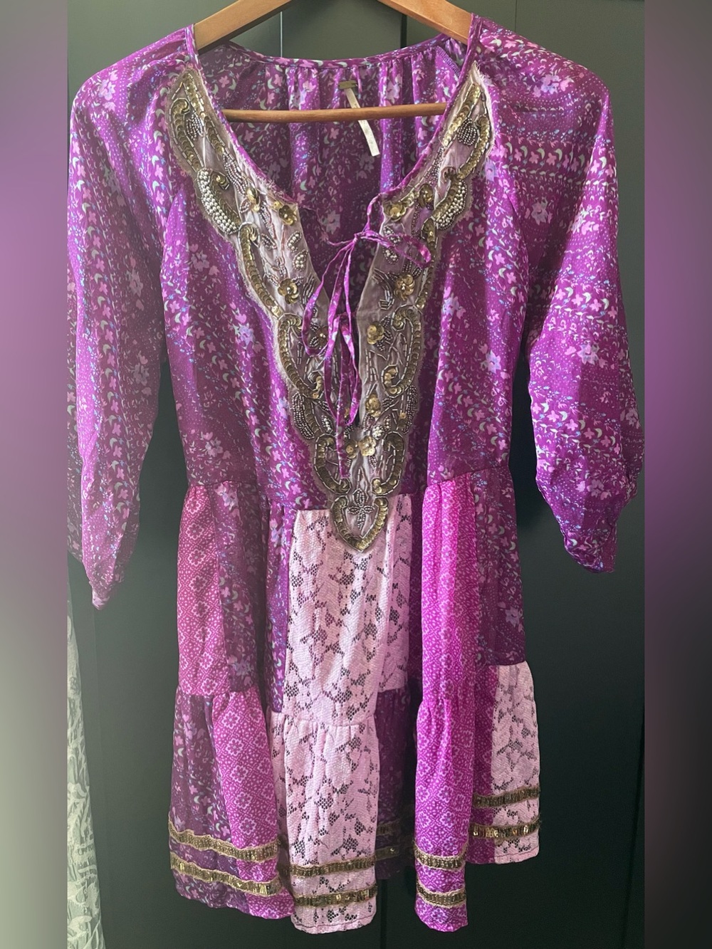 Free People Pheasant blouse in pink & purple. Beautiful boho beaded size S